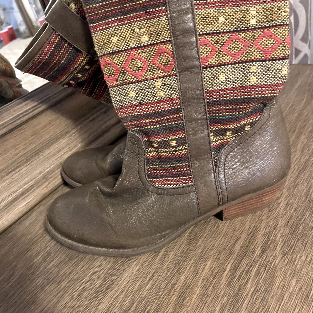 Southwestern dark taupe boots